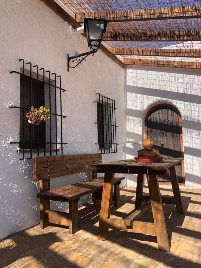 Apartamentos Rurales Mirador Del Negratin Cuevas del Campo Dış mekan fotoğraf