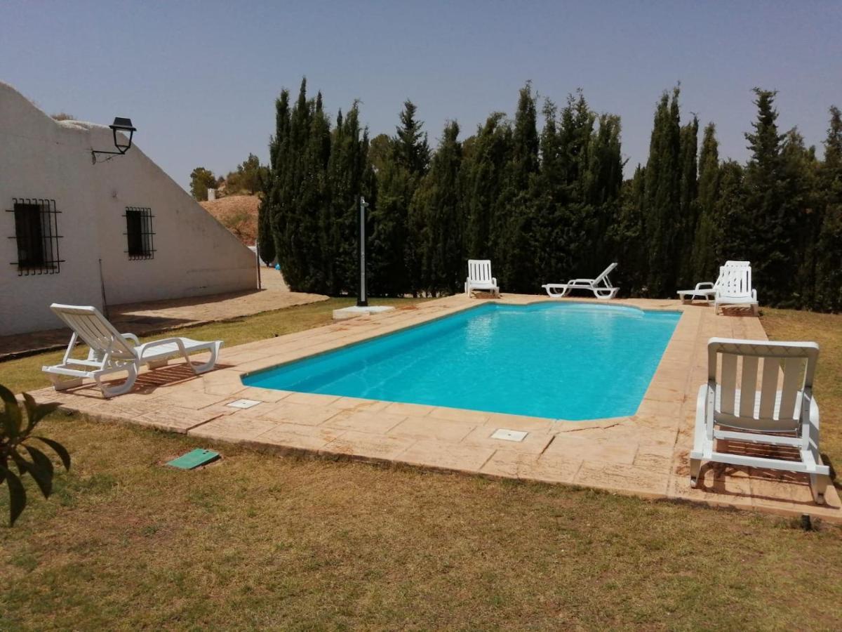 Apartamentos Rurales Mirador Del Negratin Cuevas del Campo Dış mekan fotoğraf